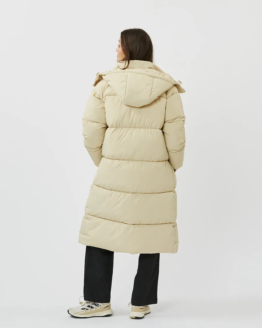 Flawly Outerwear