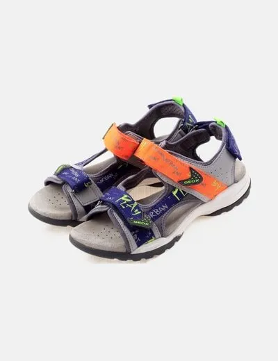 Geox Chancla con velcro gris