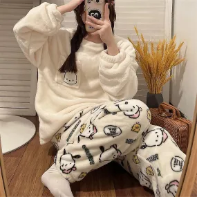 Kawaii Sanrio Peluche Pijama Hello Kittys Y2k Soft Coral Fleece Loungewear 2-piece Set Jerover Shirt Pantalones Navidad de las m