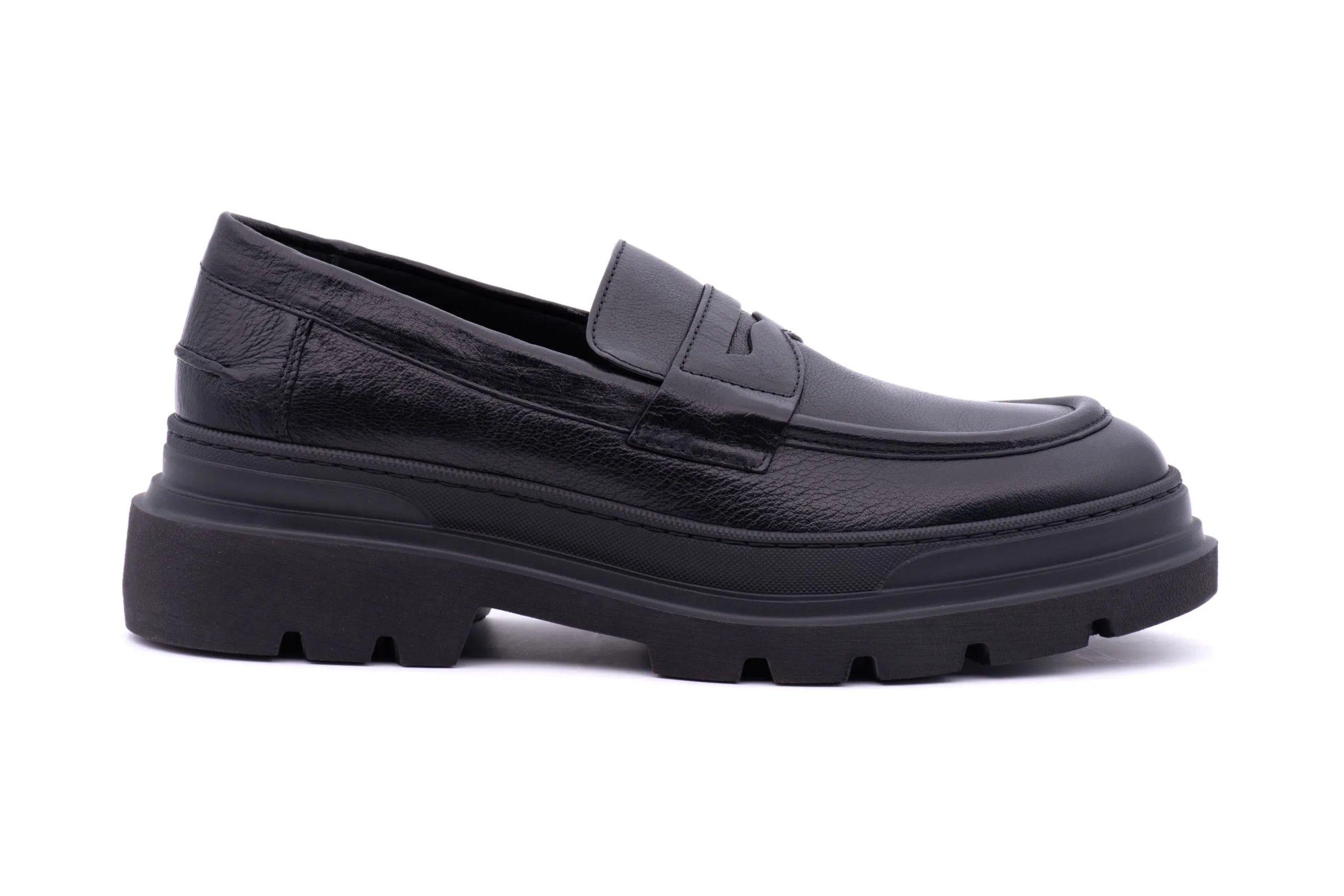 Loafer with Loop on Tank Sole