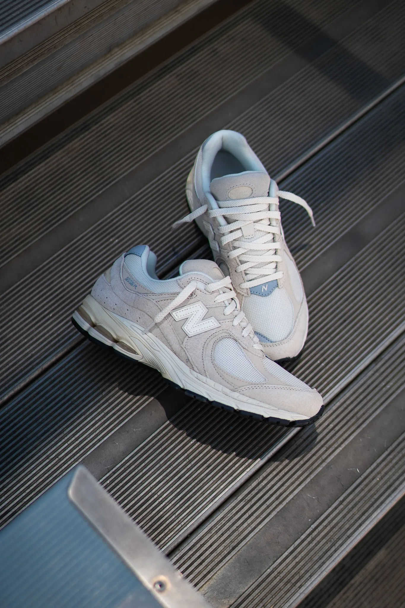 New Balance 2002R Beige M2002RCC