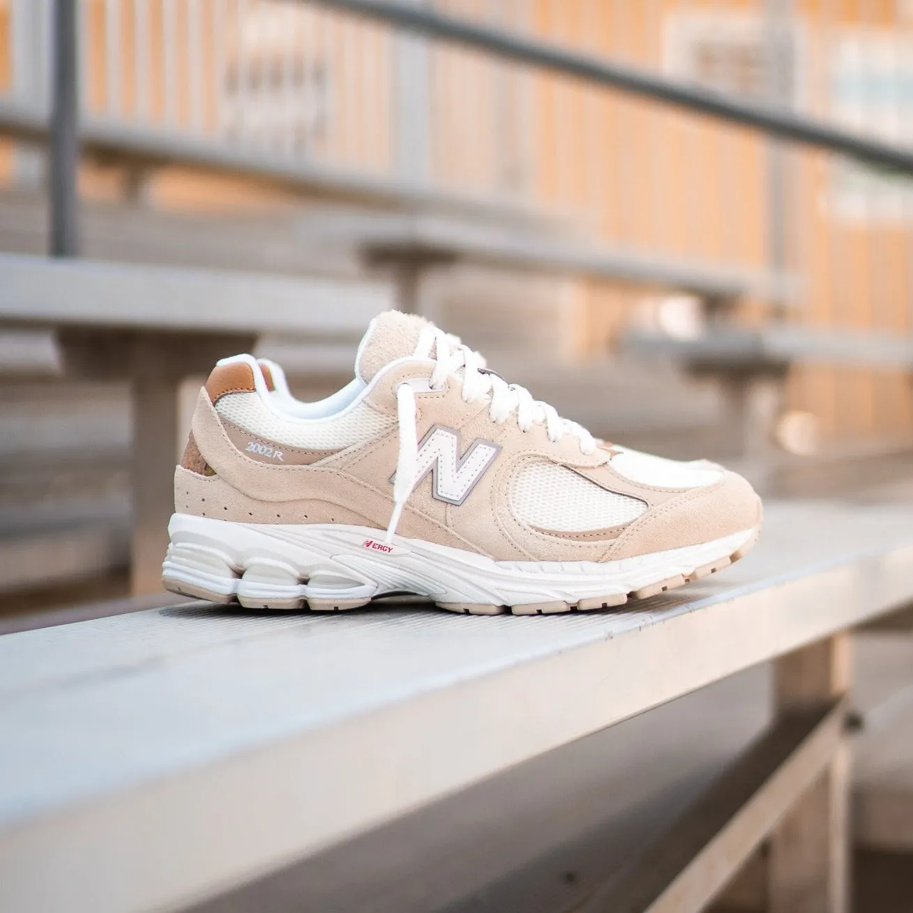 New Balance 2002R Cream - M2002RSC