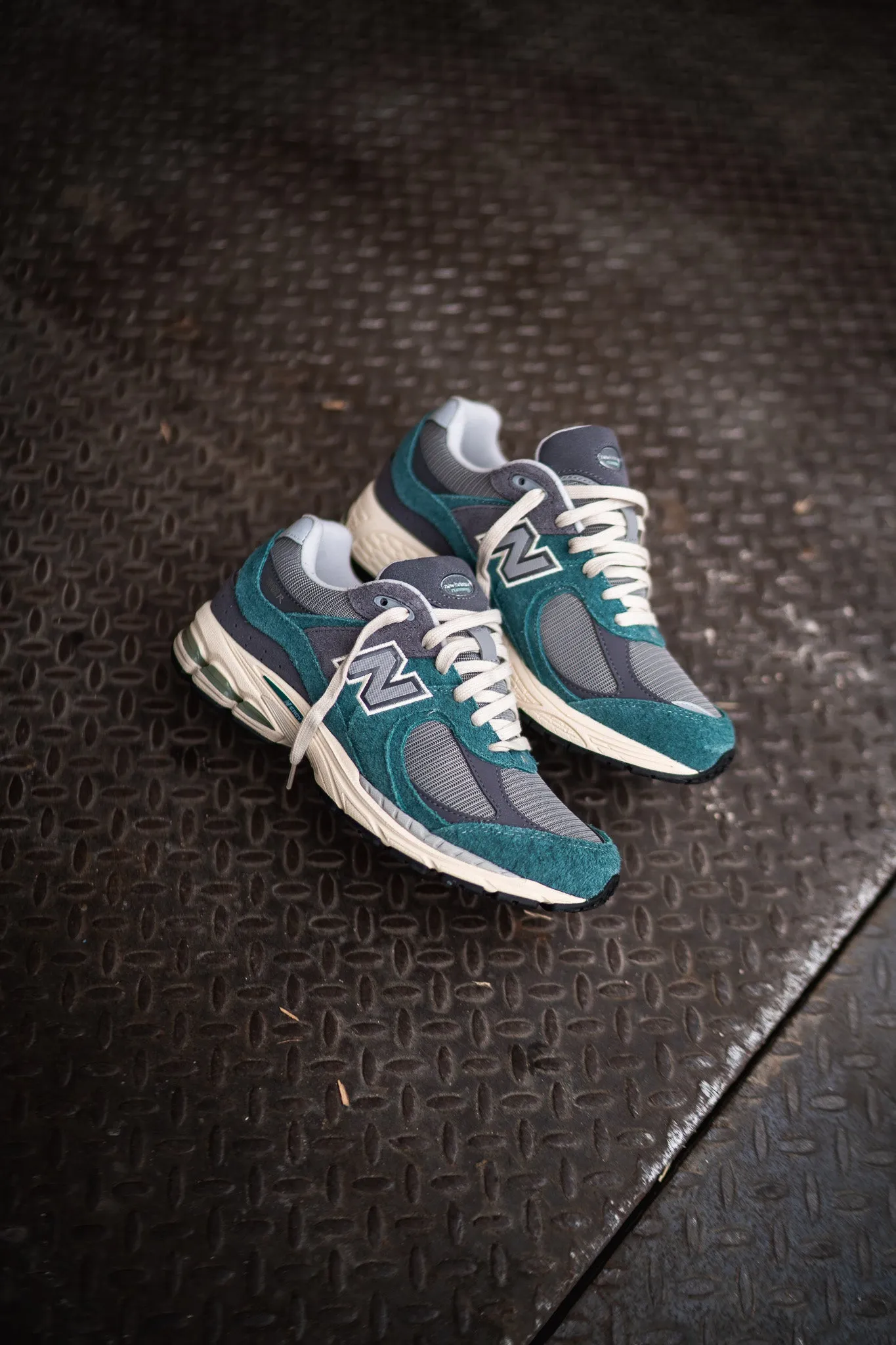 New Balance 2002R Green Grey | M2002REM