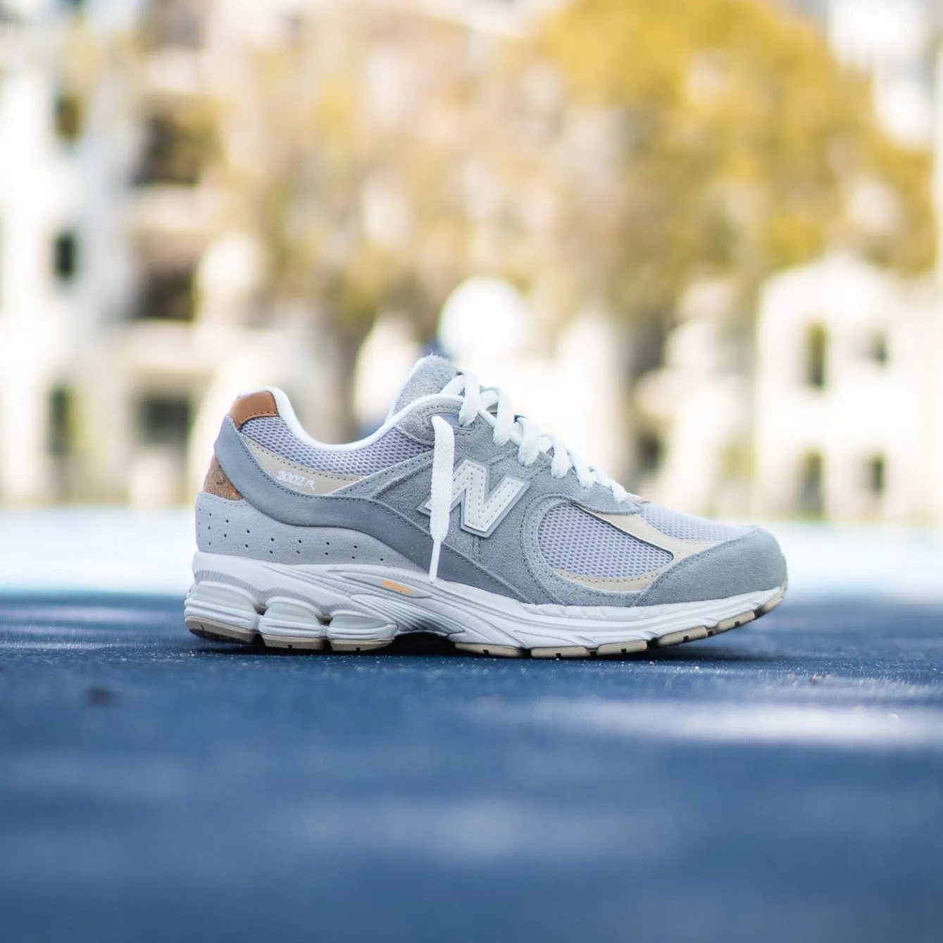 New Balance 2002R Soft Grey M2002RSB