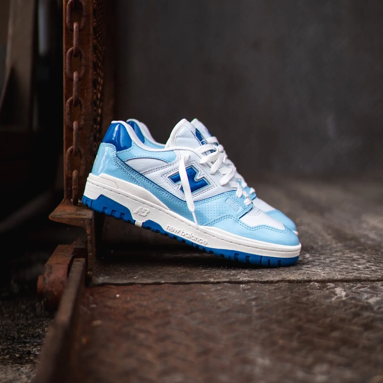 New Balance 550 sneakers - white and powder blue