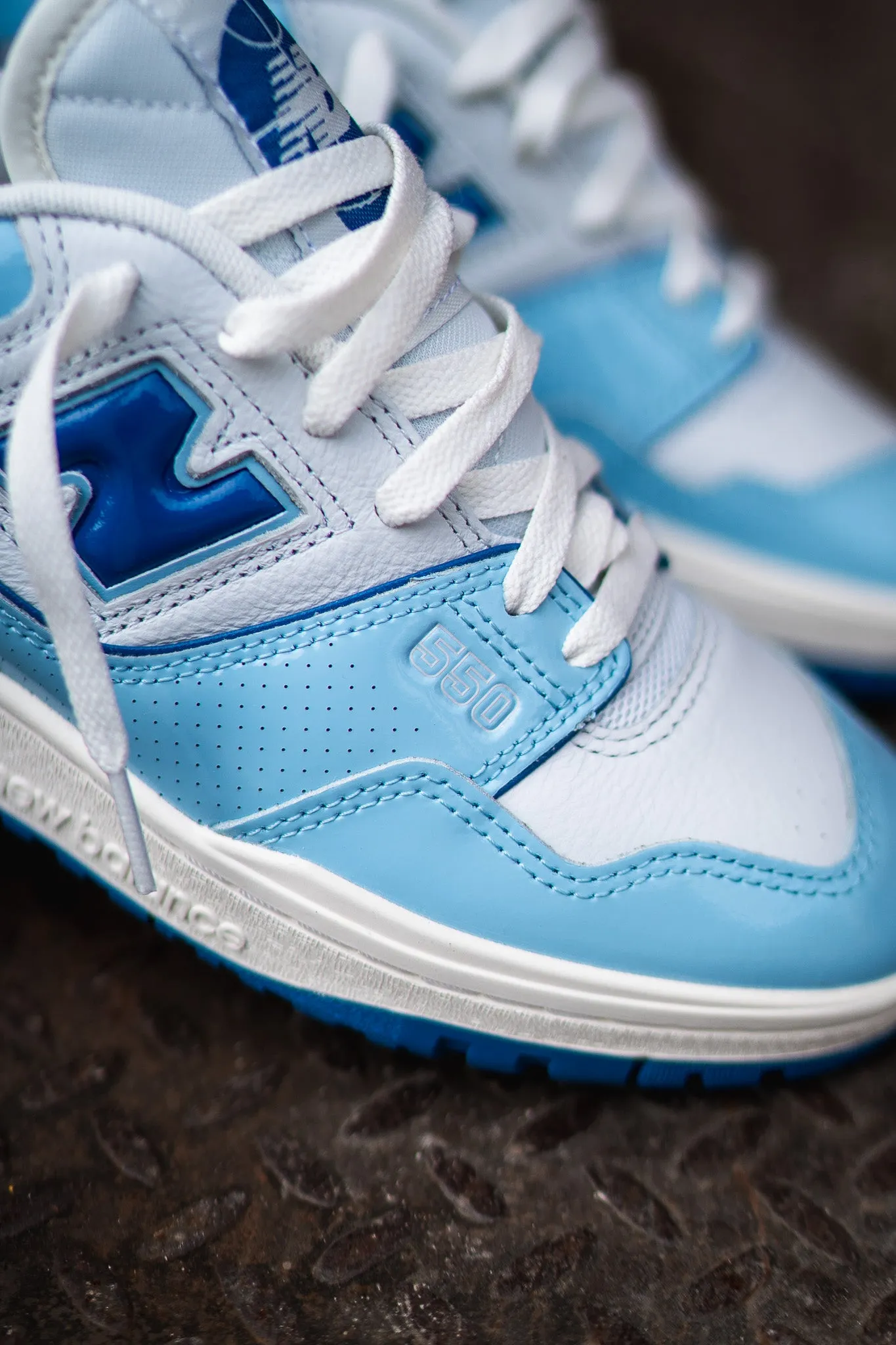 New Balance 550 sneakers - white and powder blue