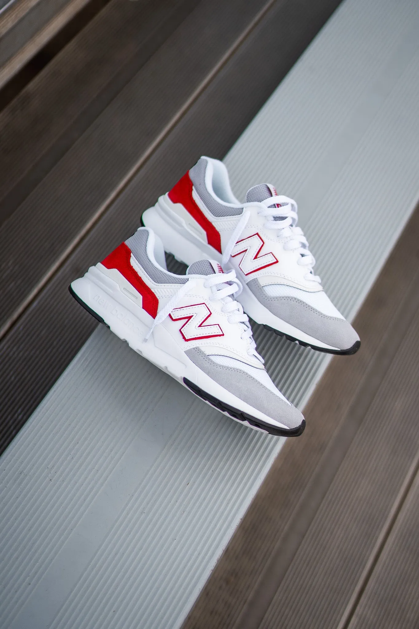 New Balance 997H White/Red Shoes - CM997HOE