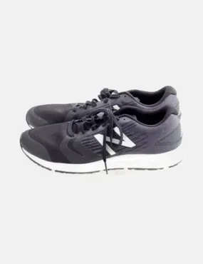 New Balance Deportiva negra combinada