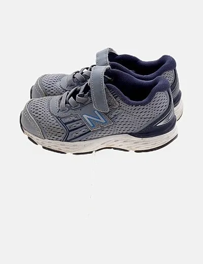 New Balance Zapatilla bicolor deportiva