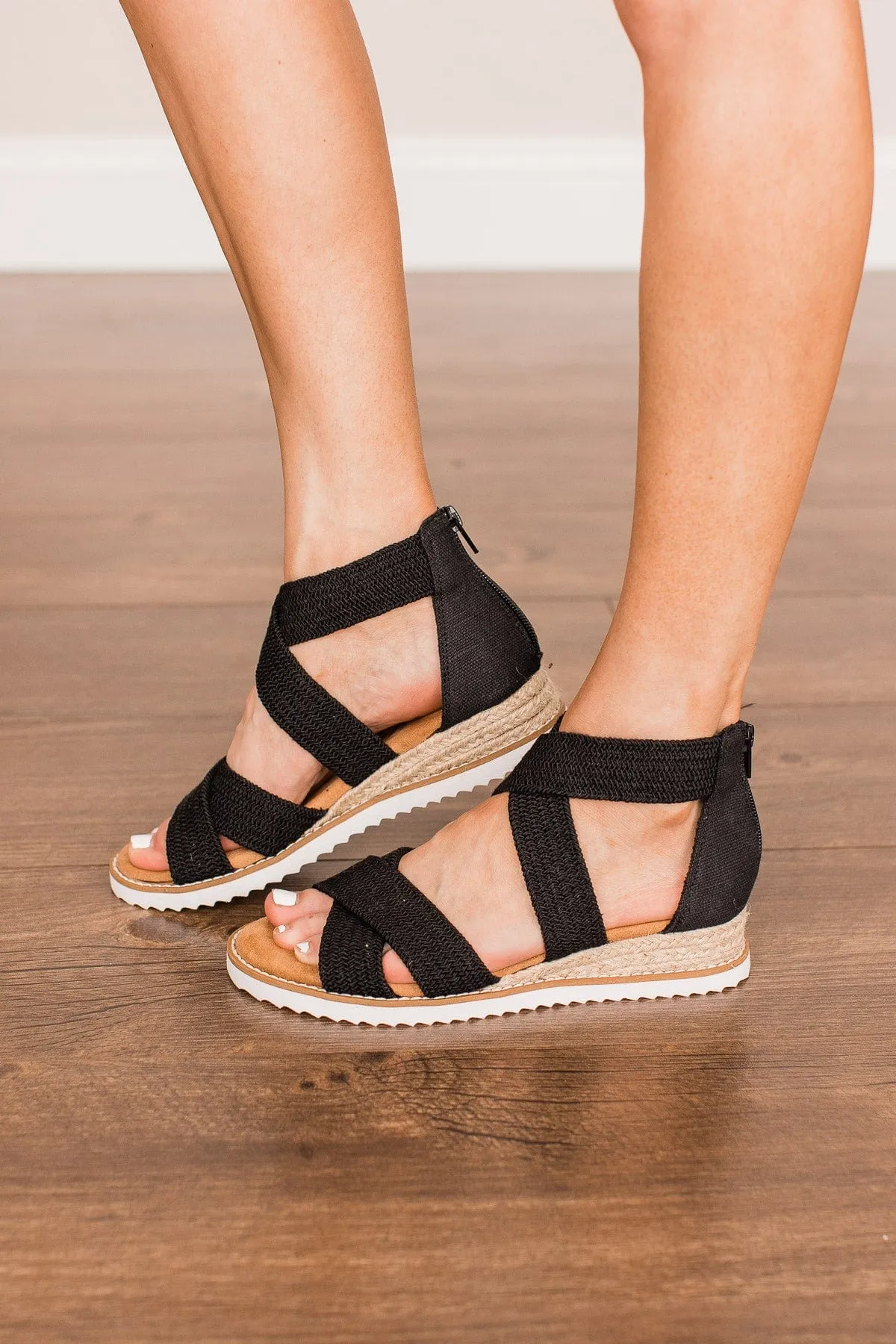 Very G Sadie Sandals- Black