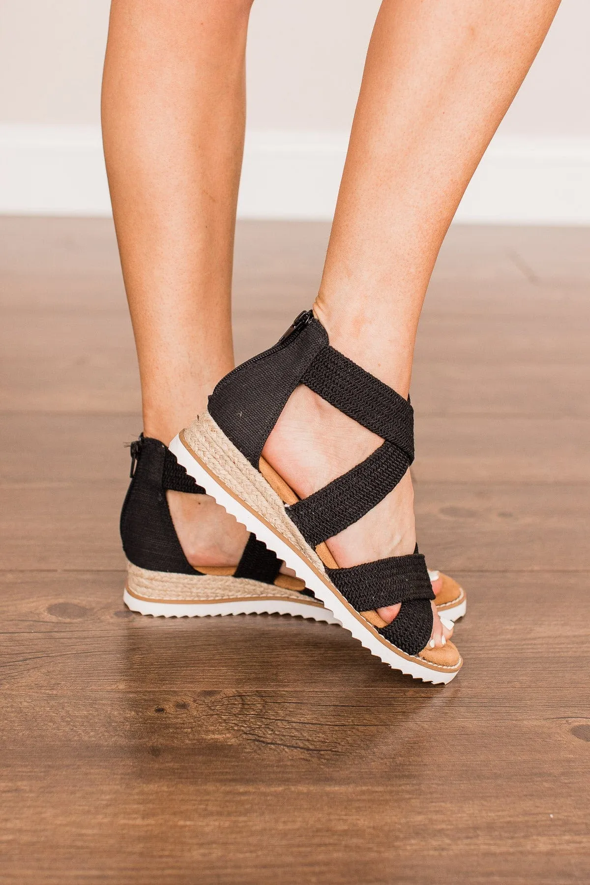 Very G Sadie Sandals- Black